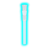 Glasadapter mit zwei konischen Schliffverbindungen und einem länglichen Verbindungsschaft, freigestellt auf weißem Hintergrund