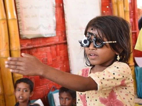 Augenhilfe Projekte mit Untersuchung und Operationen für Kinder in armen Regionen zur Behandlung vermeidbarer Blindheit
