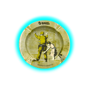 G-Rollz Metal Tin Ashtray Banksy’s Graffiti II Girl Searching Soldier