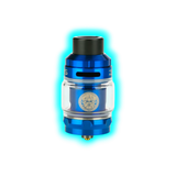 Blauer Geek Vape Zeus Sub Ohm Tank mit 5 ml Füllvolumen und schwarzem Mundstück