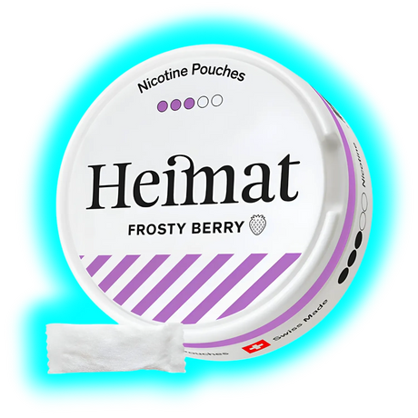 Runde Dose mit Schriftzug Heimat Frosty Berry und violetten Designstreifen sowie danebenliegendem weißen Portionsbeutel