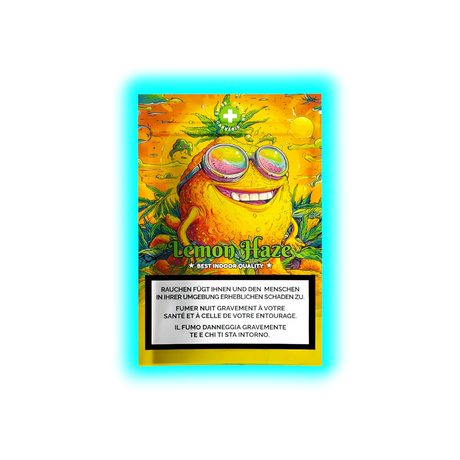 Illustration einer gelben Zitrone mit Sonnenbrille und breitem Lächeln vor einem orangefarbenen Hintergrund mit Cannabisblättern und einem weißen Kreuz darüber, darunter der Schriftzug 'Lemon Haze BEST INDOOR QUALITY' und eine mehrsprachige Warnung vor den gesundheitlichen Schäden des Rauchens.