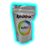 Kanaone 2.0 Baby Cannabisprodukt in weißer Standbeutelverpackung mit Regenbogenmuster und sichtbarer Aufschrift 'CBD-28% THC-1%'