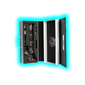 Kofferbong Black Leaf mit Eis kerben