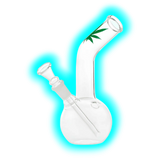 Leaf Bong giftset with 1 x Bong - 1 x Grinder - 1 x lighter - 5 x screen
