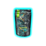 Verpackung mit der Aufschrift 'LUXURY THE FINEST CBD PLUTONIUM INDOOR' und Angaben zu CBD 29% sowie THC <1%