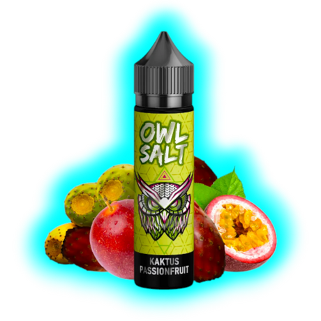 Flasche mit schwarzem Deckel und grünem Etikett mit Eulenmotiv und der Aufschrift 'OWL SALT KAKTUS PASSIONFRUIT' vor Kaktus- und Passionsfrüchten