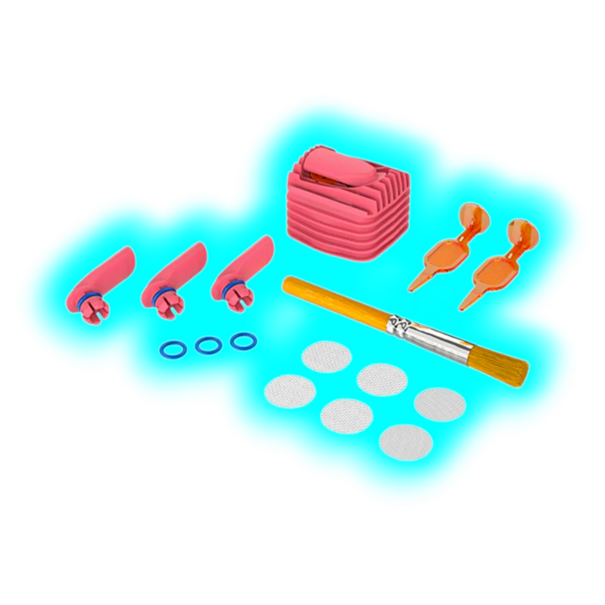 Verschiedene pinke und orangefarbene Kunststoffteile, blaue Dichtungsringe, weiße runde Filter und ein Pinsel mit Holzgriff auf weißem Hintergrund
