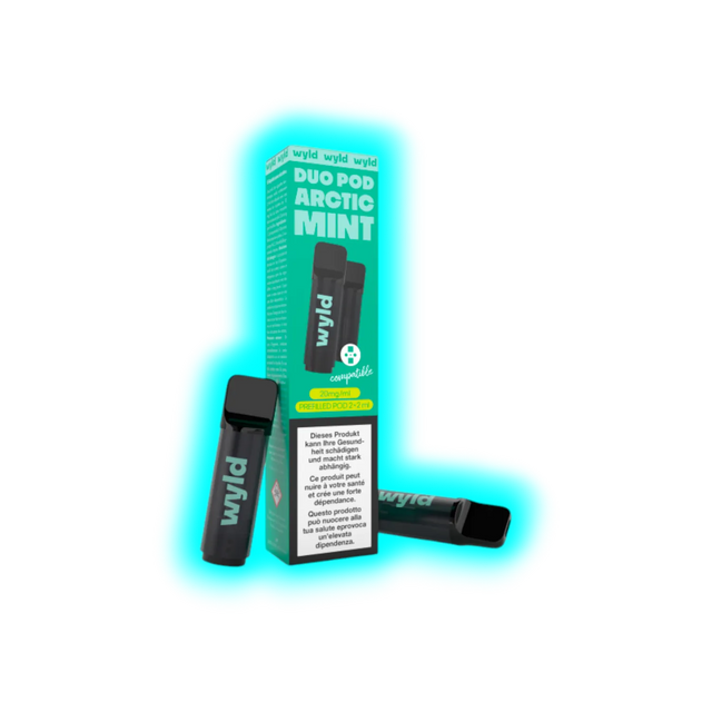 Zwei schwarze Wyld Duo Pod Arctic Mint E-Zigaretten vor und neben einer grünen Verpackung mit Warnhinweis
